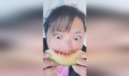 农村女网红吃瓜图片大全,揭秘乡村美食新风尚